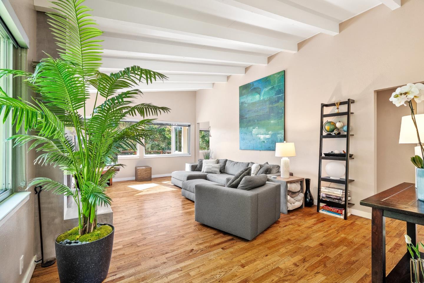 Detail Gallery Image 5 of 39 For 1145 Harrison St, Monterey,  CA 93940 - 3 Beds | 2 Baths