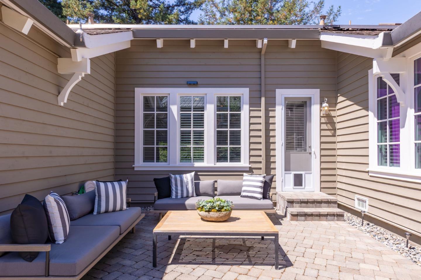 Detail Gallery Image 85 of 87 For 380 Arden Rd, Hillsborough,  CA 94010 - 4 Beds | 3/1 Baths