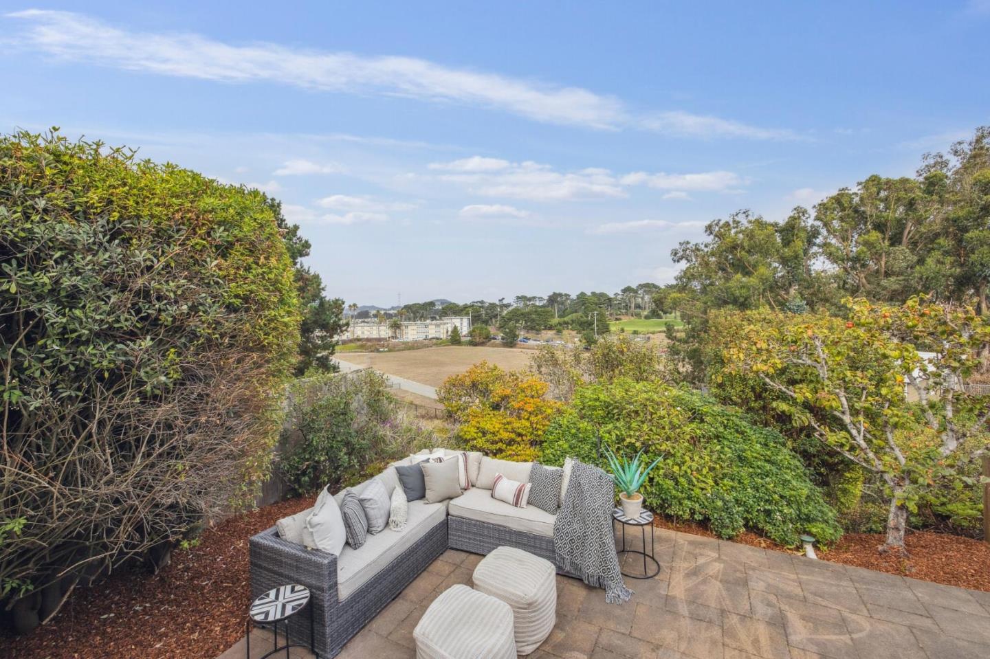 Detail Gallery Image 31 of 57 For 716 Maddux Dr, Daly City,  CA 94015 - 3 Beds | 1/1 Baths