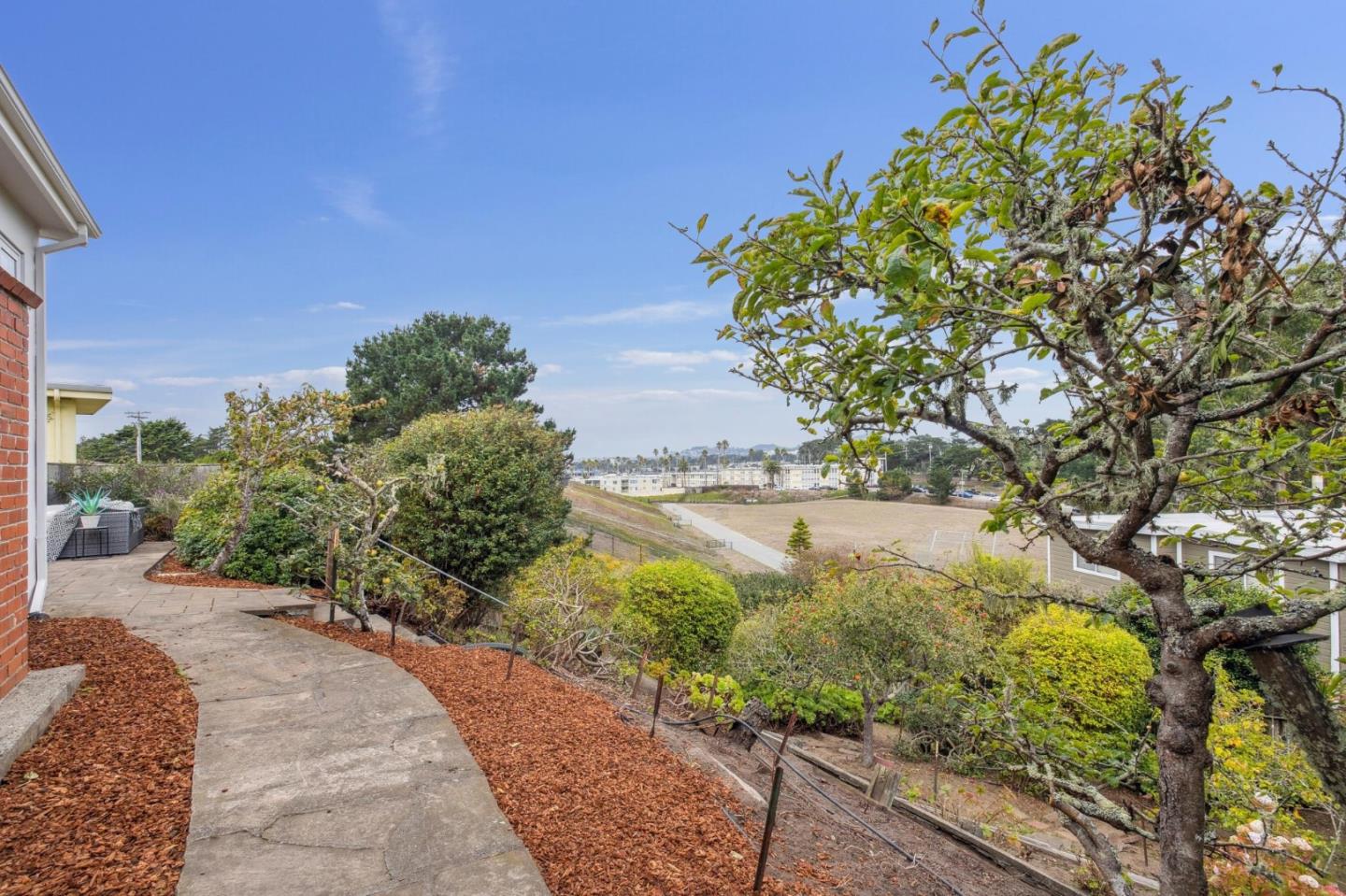 Detail Gallery Image 48 of 57 For 716 Maddux Dr, Daly City,  CA 94015 - 3 Beds | 1/1 Baths