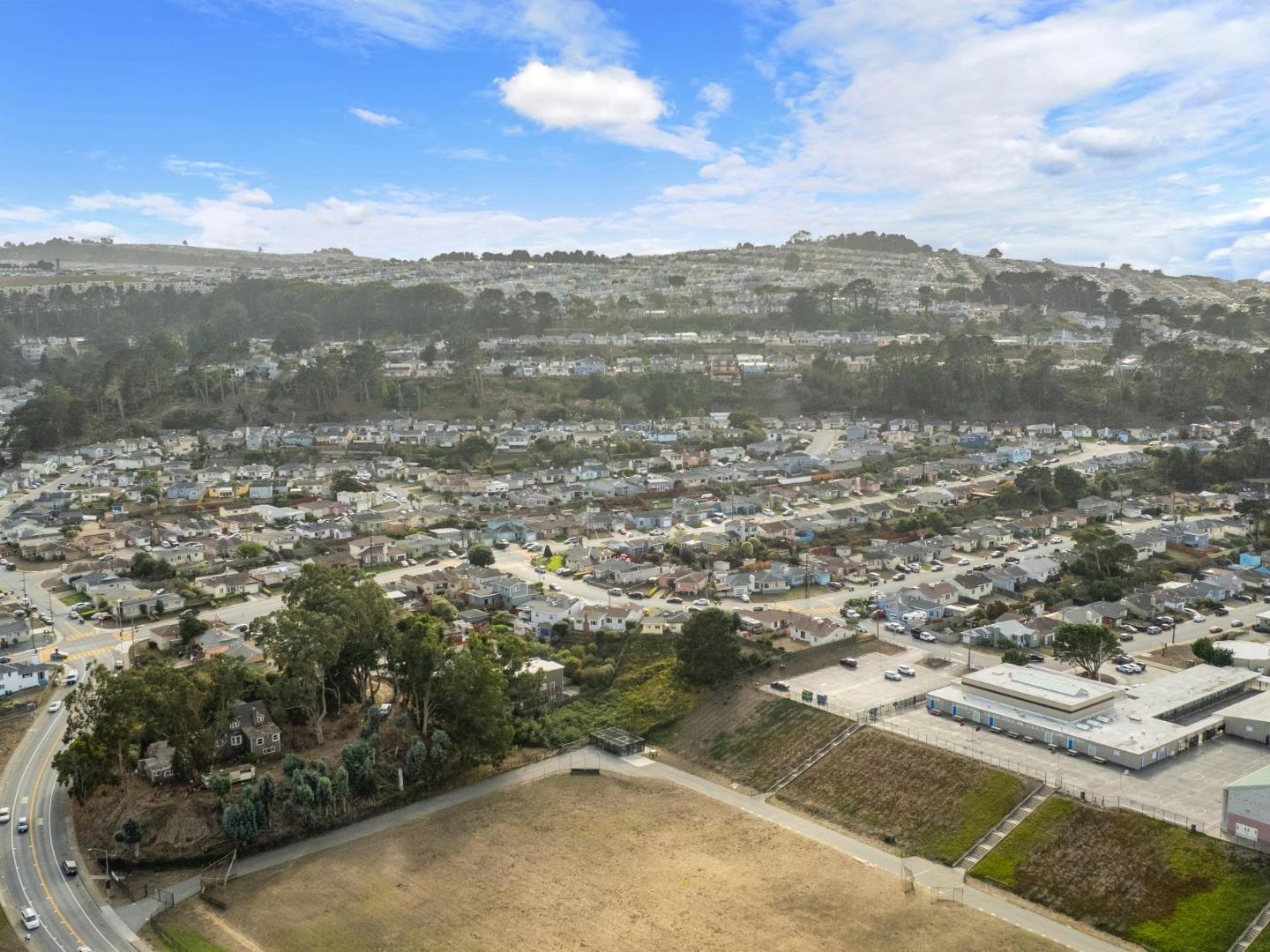 Detail Gallery Image 56 of 57 For 716 Maddux Dr, Daly City,  CA 94015 - 3 Beds | 1/1 Baths