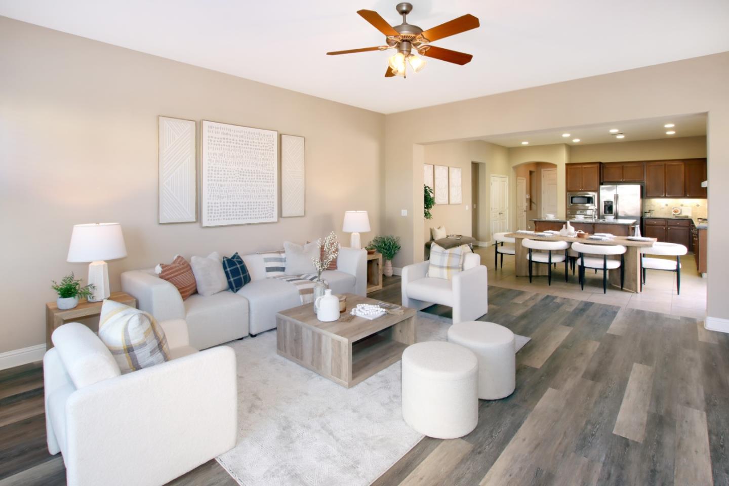 Detail Gallery Image 16 of 44 For 1330 Brigantino Dr, Hollister,  CA 95023 - 4 Beds | 2 Baths