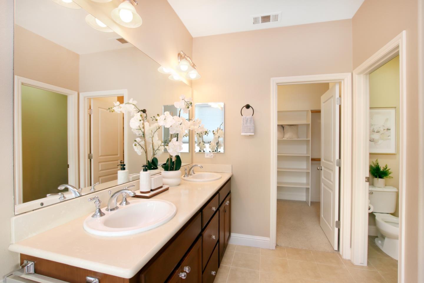 Detail Gallery Image 35 of 44 For 1330 Brigantino Dr, Hollister,  CA 95023 - 4 Beds | 2 Baths