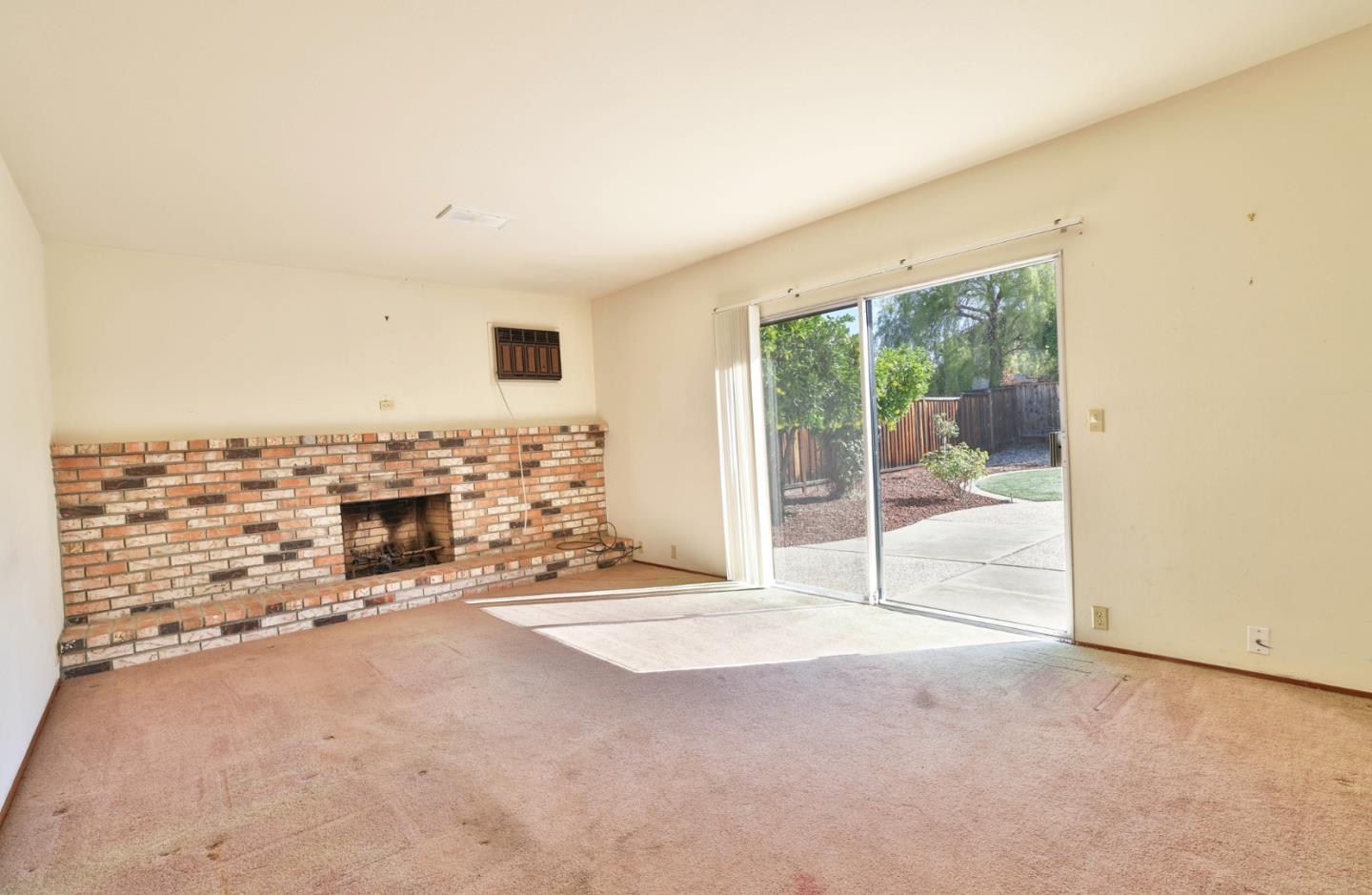 Detail Gallery Image 7 of 24 For 6871 Tunbridge Way, San Jose,  CA 95120 - 4 Beds | 2 Baths