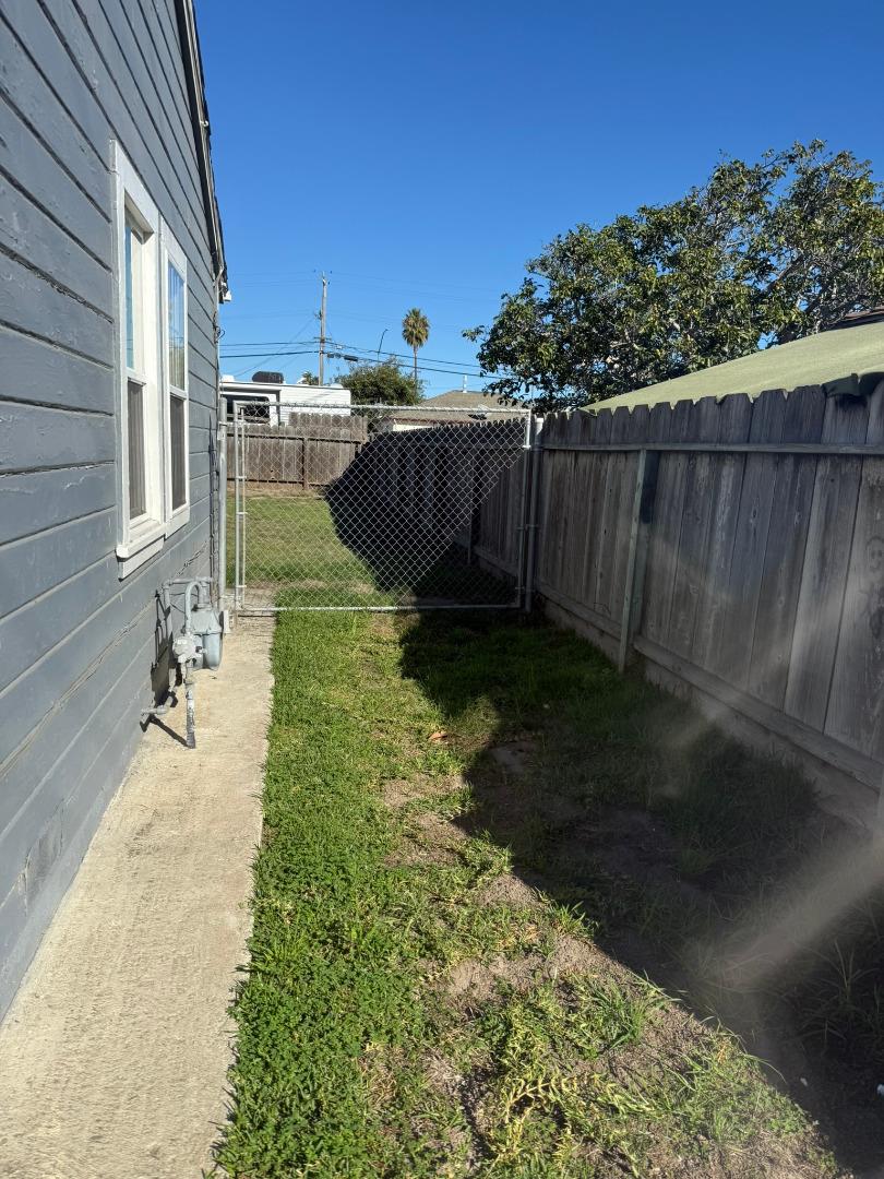 Detail Gallery Image 18 of 19 For 1531 E Alisal St, Salinas,  CA 93905 - 2 Beds | 1 Baths