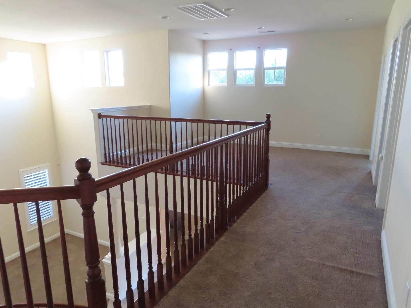 Detail Gallery Image 11 of 17 For 176 N Sierra Madre St, Tracy,  CA 95391 - 4 Beds | 3/1 Baths