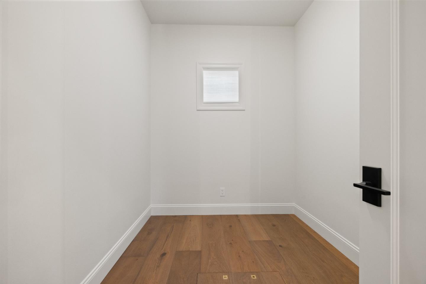 Detail Gallery Image 27 of 48 For 655 Potter Ave, Half Moon Bay,  CA 94019 - 4 Beds | 3/1 Baths