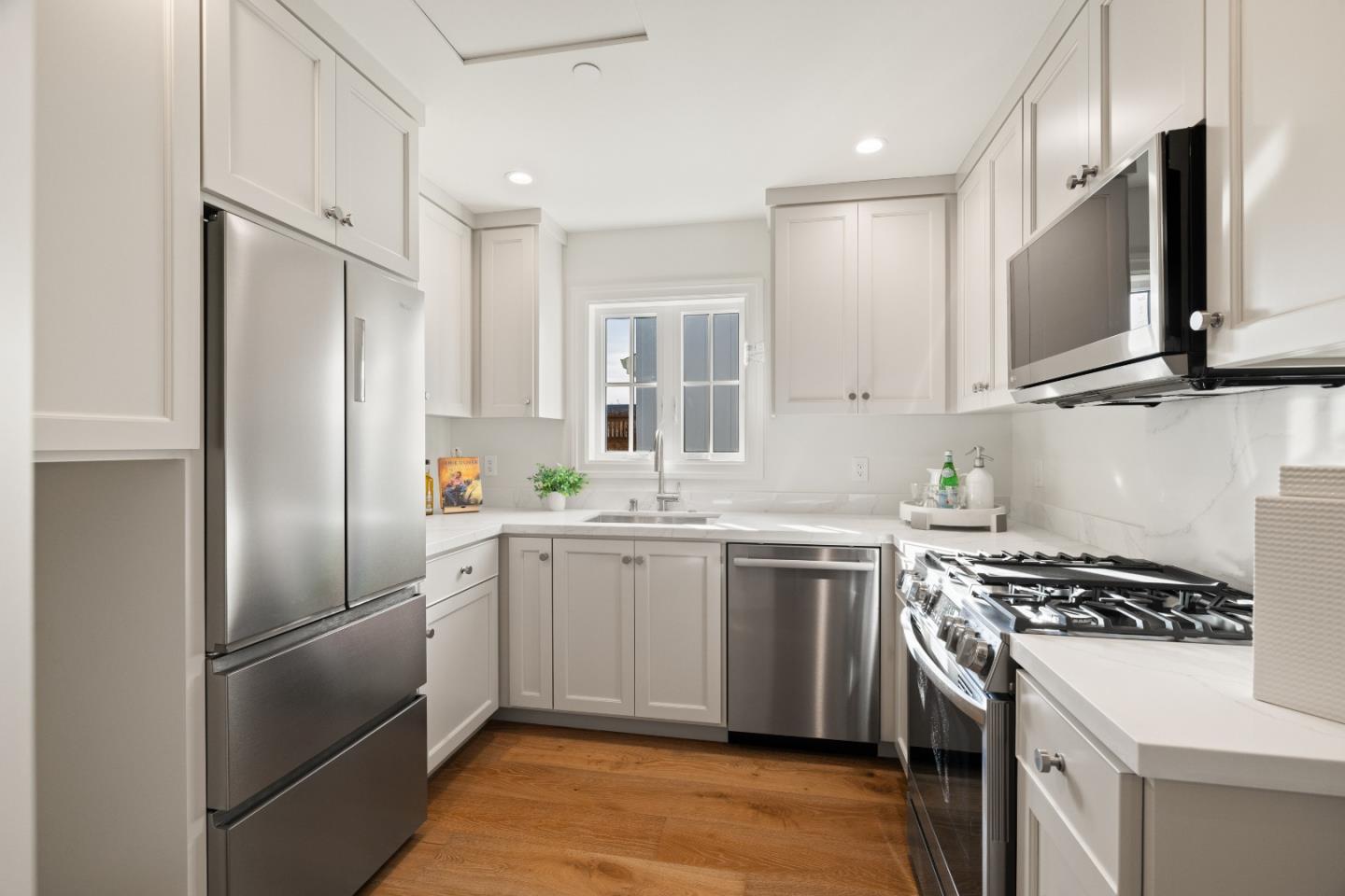 Detail Gallery Image 42 of 48 For 655 Potter Ave, Half Moon Bay,  CA 94019 - 4 Beds | 3/1 Baths