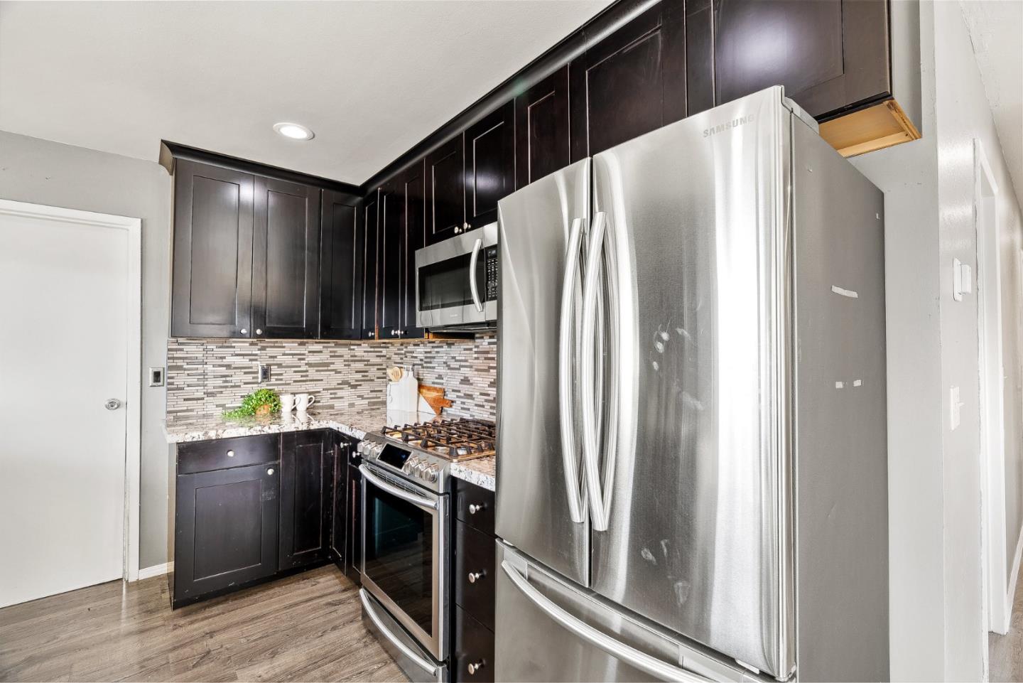 Detail Gallery Image 13 of 47 For 116 Lester Ct, Watsonville,  CA 95076 - 3 Beds | 2 Baths