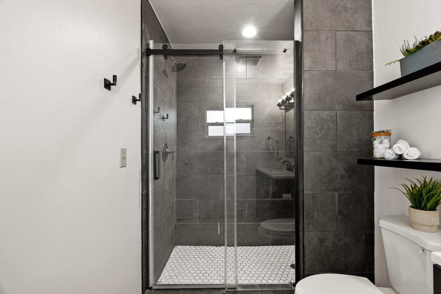 Detail Gallery Image 20 of 47 For 116 Lester Ct, Watsonville,  CA 95076 - 3 Beds | 2 Baths