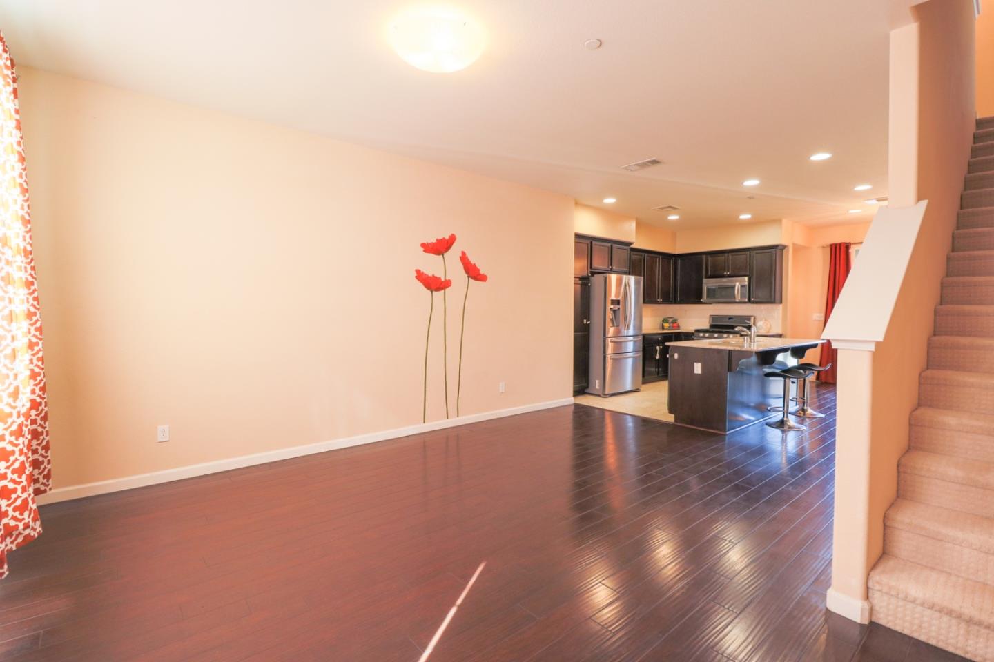 Detail Gallery Image 14 of 34 For 5898 via Lugano, Fremont,  CA 94555 - 3 Beds | 3/1 Baths