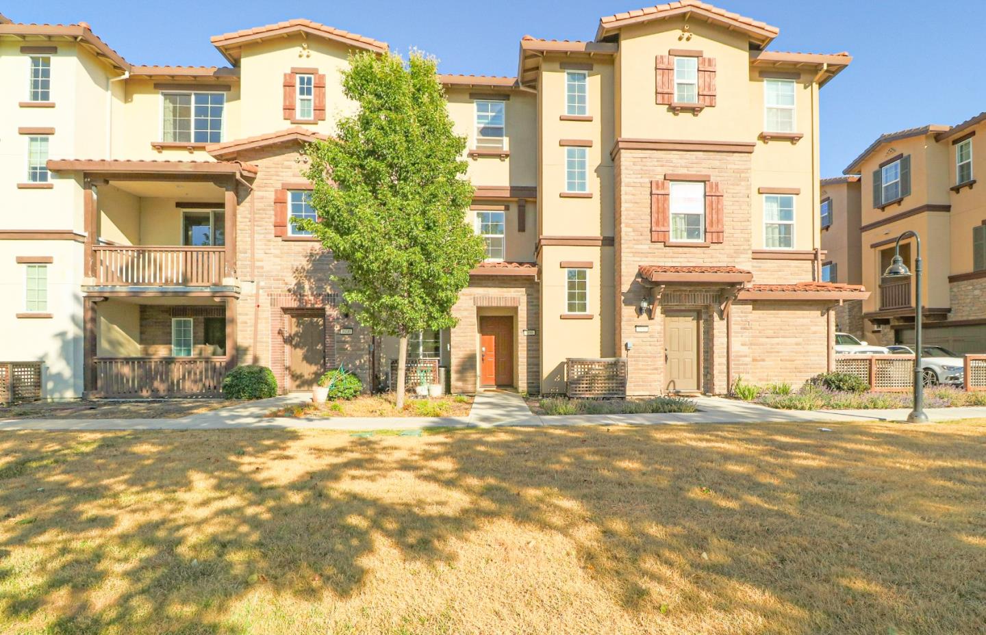 Detail Gallery Image 4 of 34 For 5898 via Lugano, Fremont,  CA 94555 - 3 Beds | 3/1 Baths