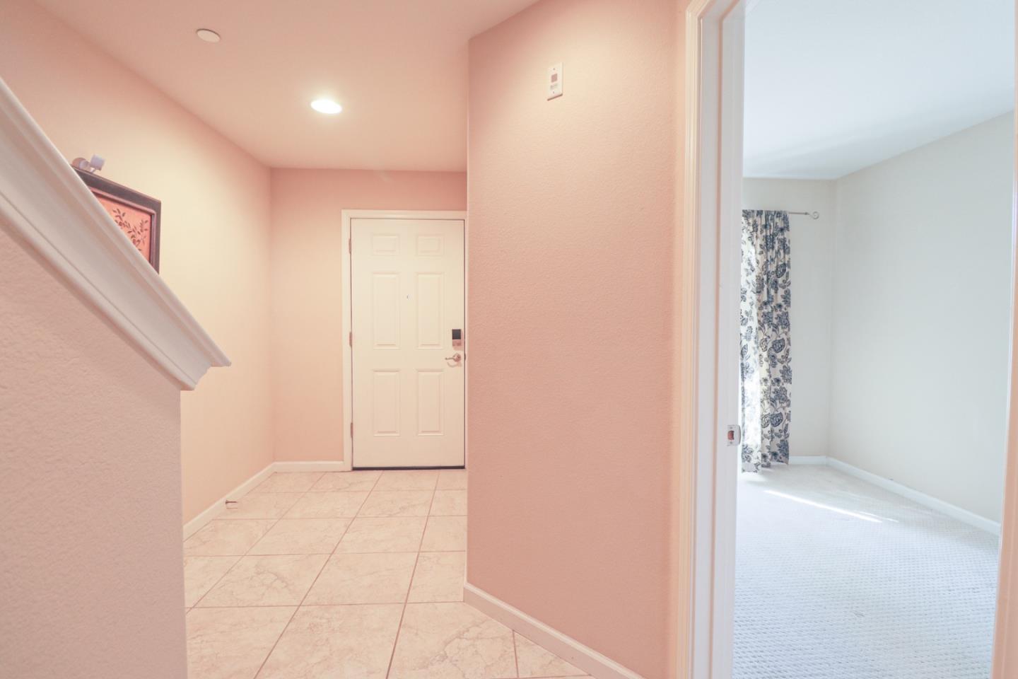 Detail Gallery Image 5 of 34 For 5898 via Lugano, Fremont,  CA 94555 - 3 Beds | 3/1 Baths