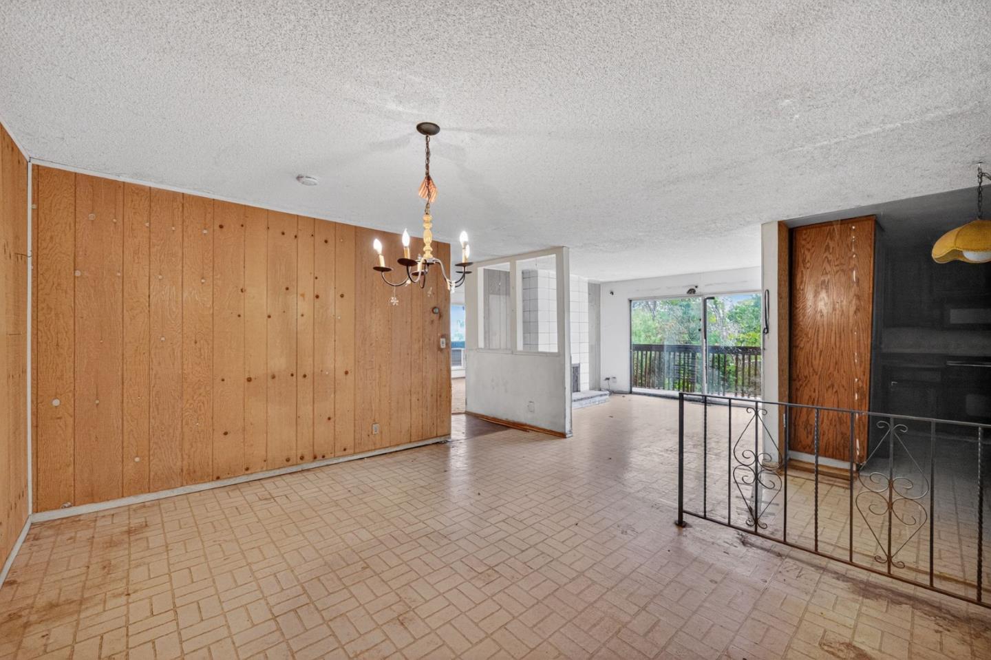 Detail Gallery Image 13 of 33 For 3911 Mylinda Dr, San Jose,  CA 95132 - 3 Beds | 2 Baths