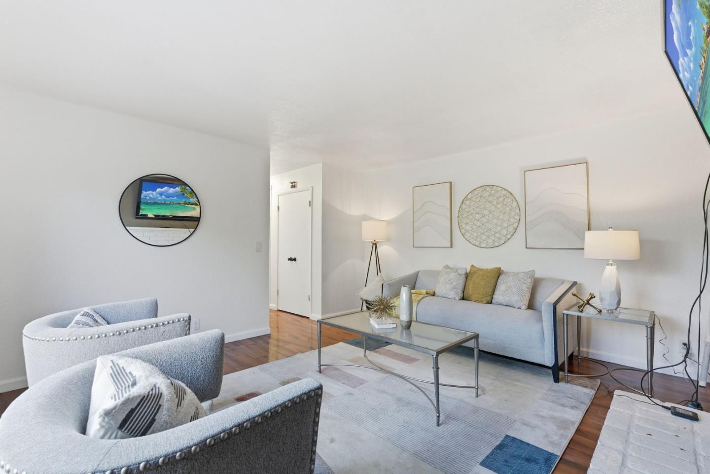 Detail Gallery Image 12 of 75 For 5112 Edenview Dr, San Jose,  CA 95111 - 4 Beds | 2/1 Baths