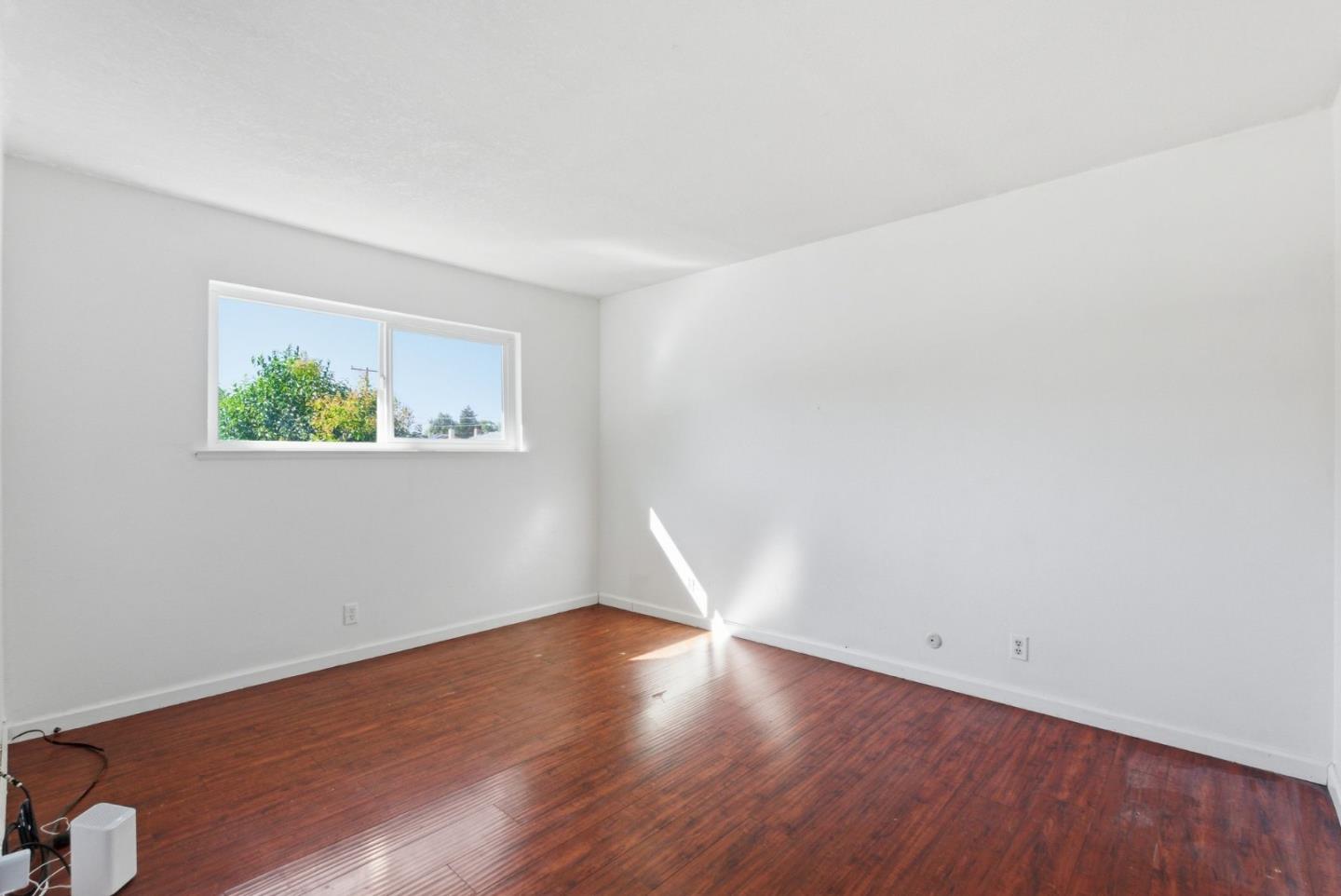 Detail Gallery Image 17 of 75 For 5112 Edenview Dr, San Jose,  CA 95111 - 4 Beds | 2/1 Baths