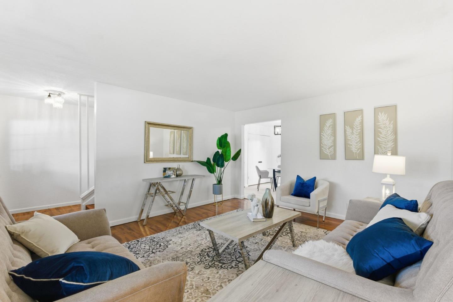 Detail Gallery Image 5 of 75 For 5112 Edenview Dr, San Jose,  CA 95111 - 4 Beds | 2/1 Baths