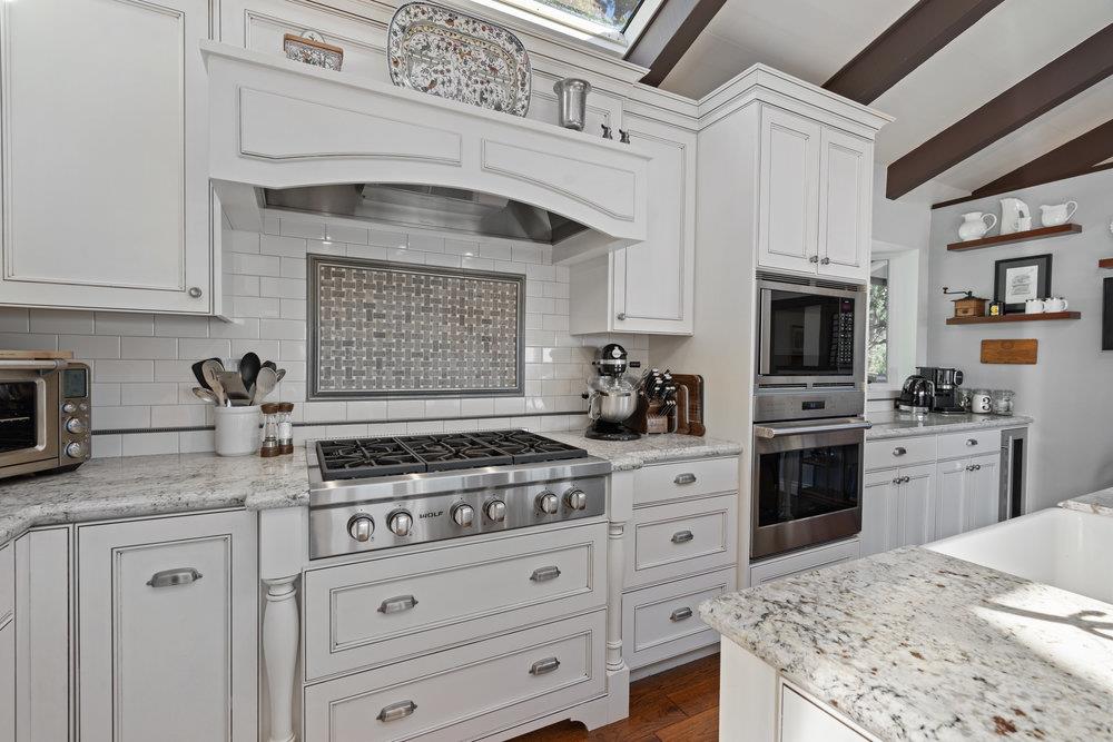 Detail Gallery Image 13 of 56 For 15 Mentone Rd, Carmel,  CA 93923 - 3 Beds | 2 Baths