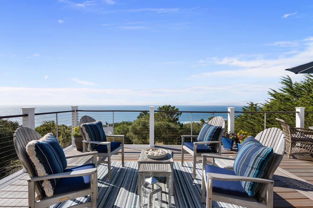 Detail Gallery Image 5 of 56 For 15 Mentone Rd, Carmel,  CA 93923 - 3 Beds | 2 Baths