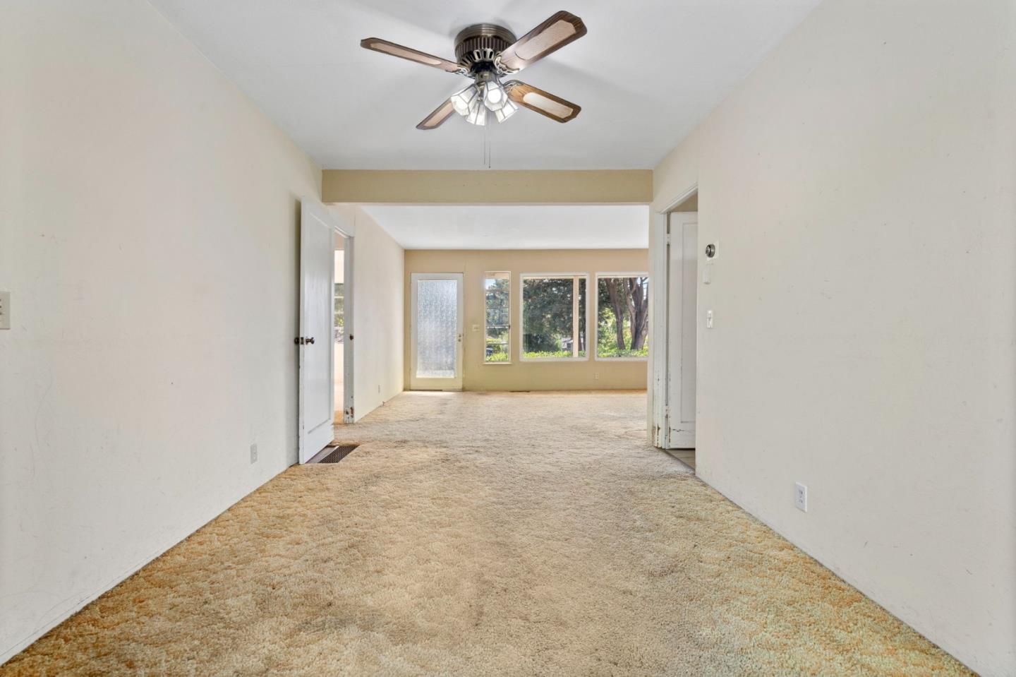 Detail Gallery Image 8 of 37 For 2326 Buena Vista Ave, Belmont,  CA 94002 - 4 Beds | 2 Baths