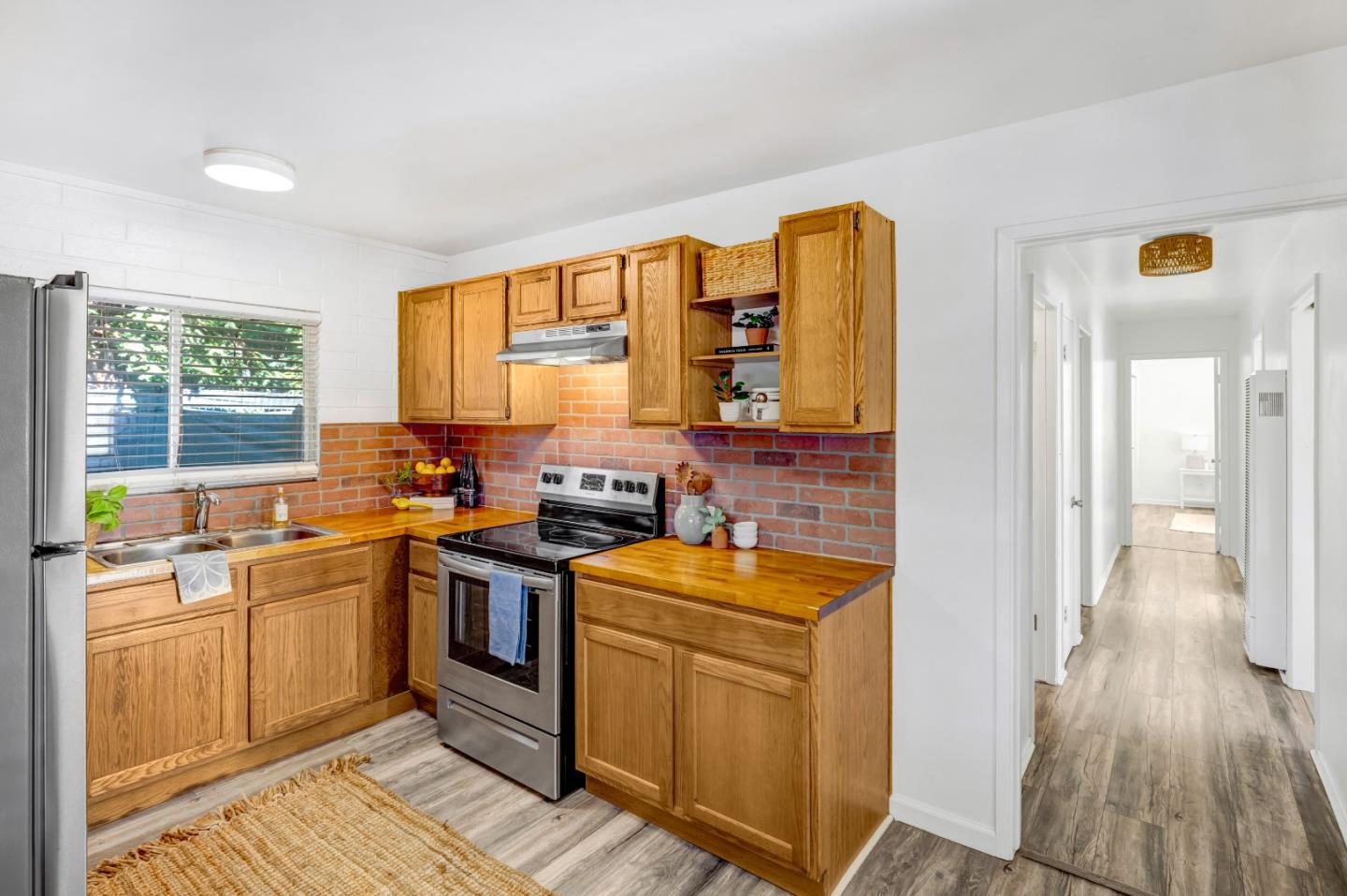 Detail Gallery Image 8 of 36 For 1330/1332 Thompson Ave, Santa Cruz,  CA 95062 - – Beds | – Baths