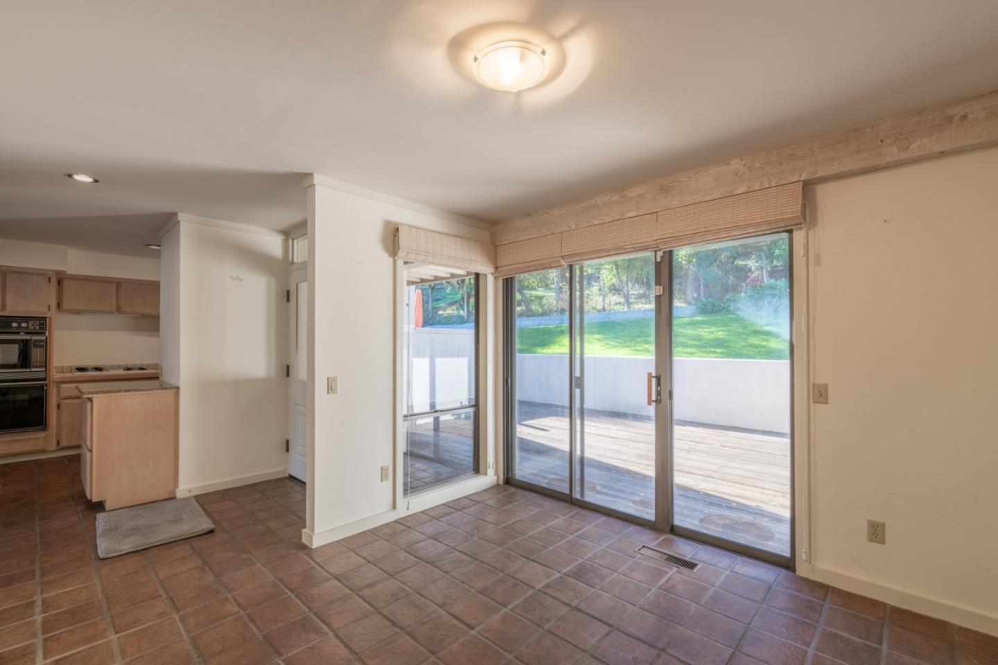 Detail Gallery Image 16 of 41 For 9665 Willow Ct, Carmel Valley,  CA 93923 - 3 Beds | 3/1 Baths