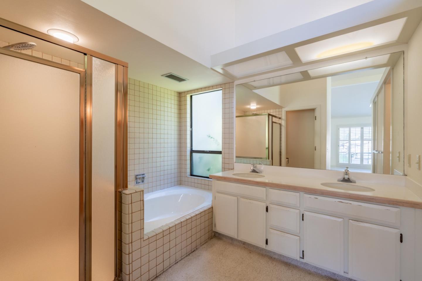 Detail Gallery Image 22 of 41 For 9665 Willow Ct, Carmel Valley,  CA 93923 - 3 Beds | 3/1 Baths