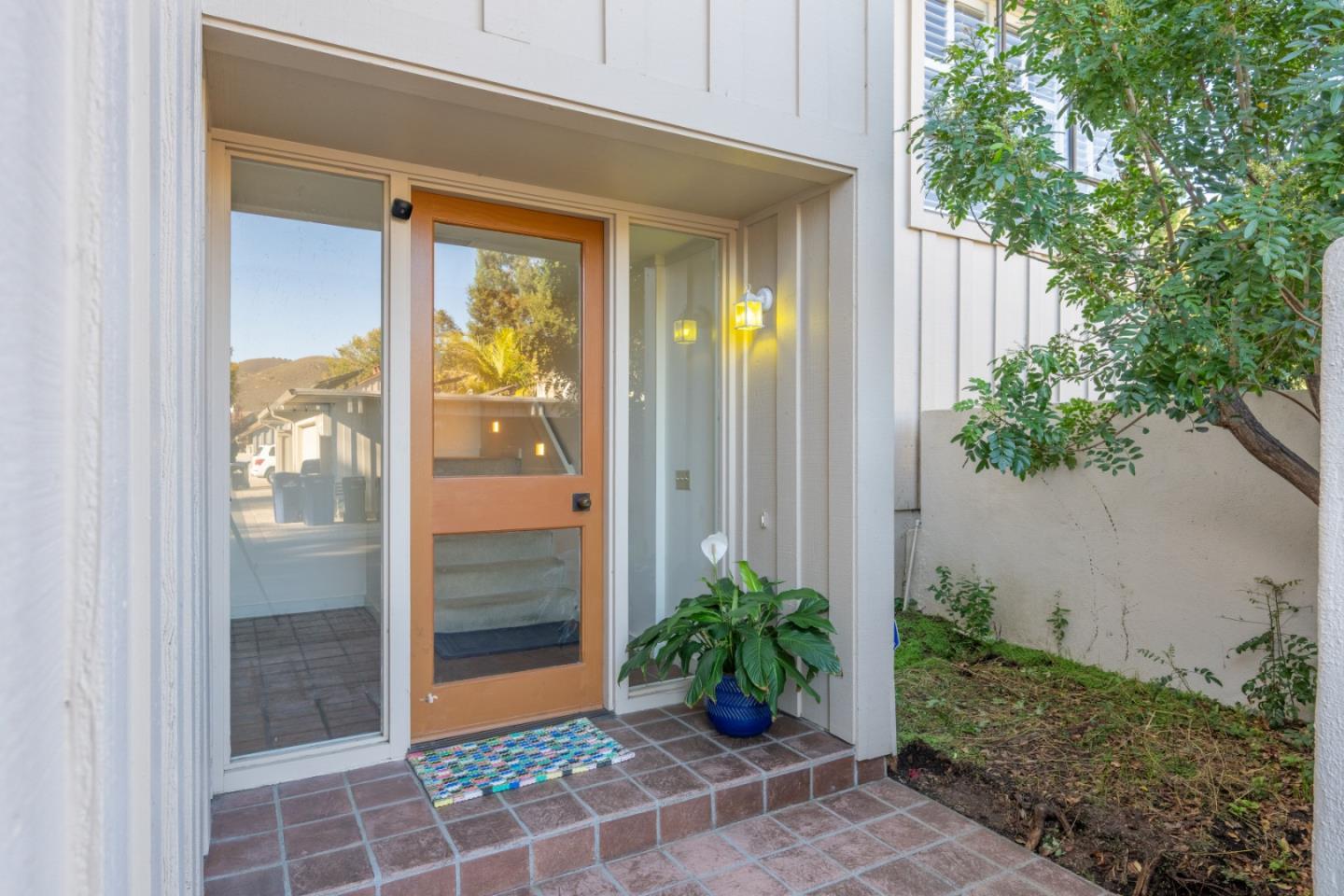 Detail Gallery Image 4 of 41 For 9665 Willow Ct, Carmel Valley,  CA 93923 - 3 Beds | 3/1 Baths