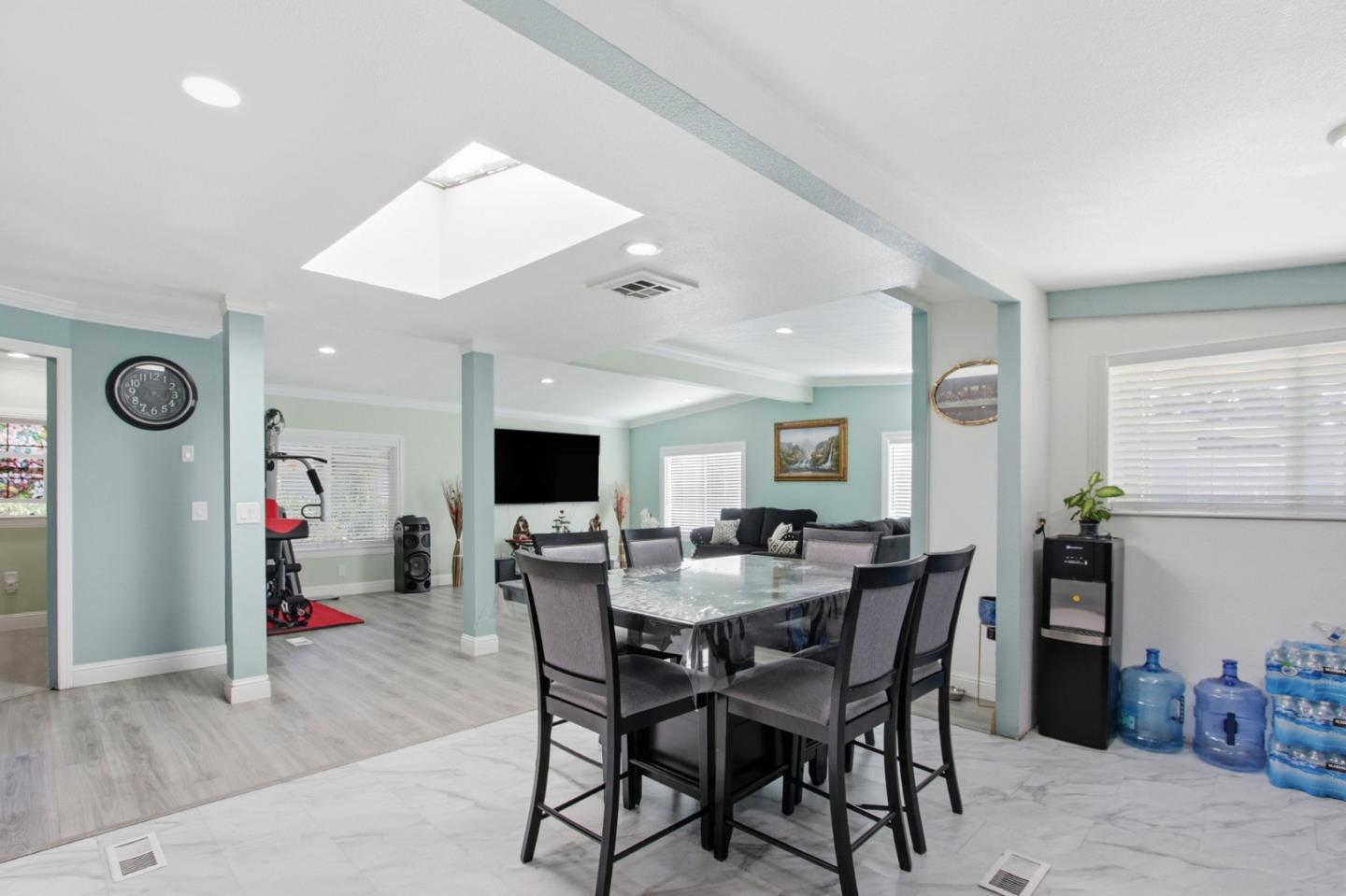 Detail Gallery Image 16 of 51 For 260 Chateau La Salle #260,  San Jose,  CA 95111 - 3 Beds | 2 Baths