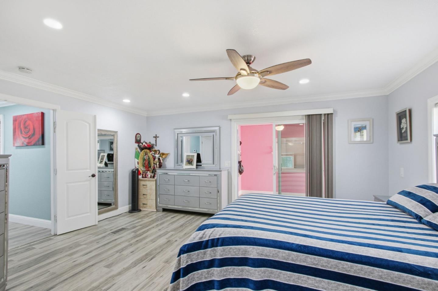 Detail Gallery Image 21 of 51 For 260 Chateau La Salle #260,  San Jose,  CA 95111 - 3 Beds | 2 Baths