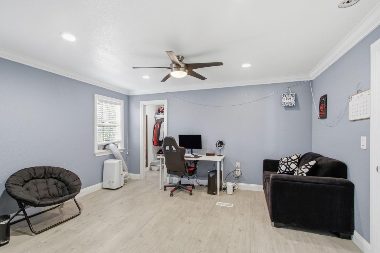 Detail Gallery Image 23 of 51 For 260 Chateau La Salle #260,  San Jose,  CA 95111 - 3 Beds | 2 Baths