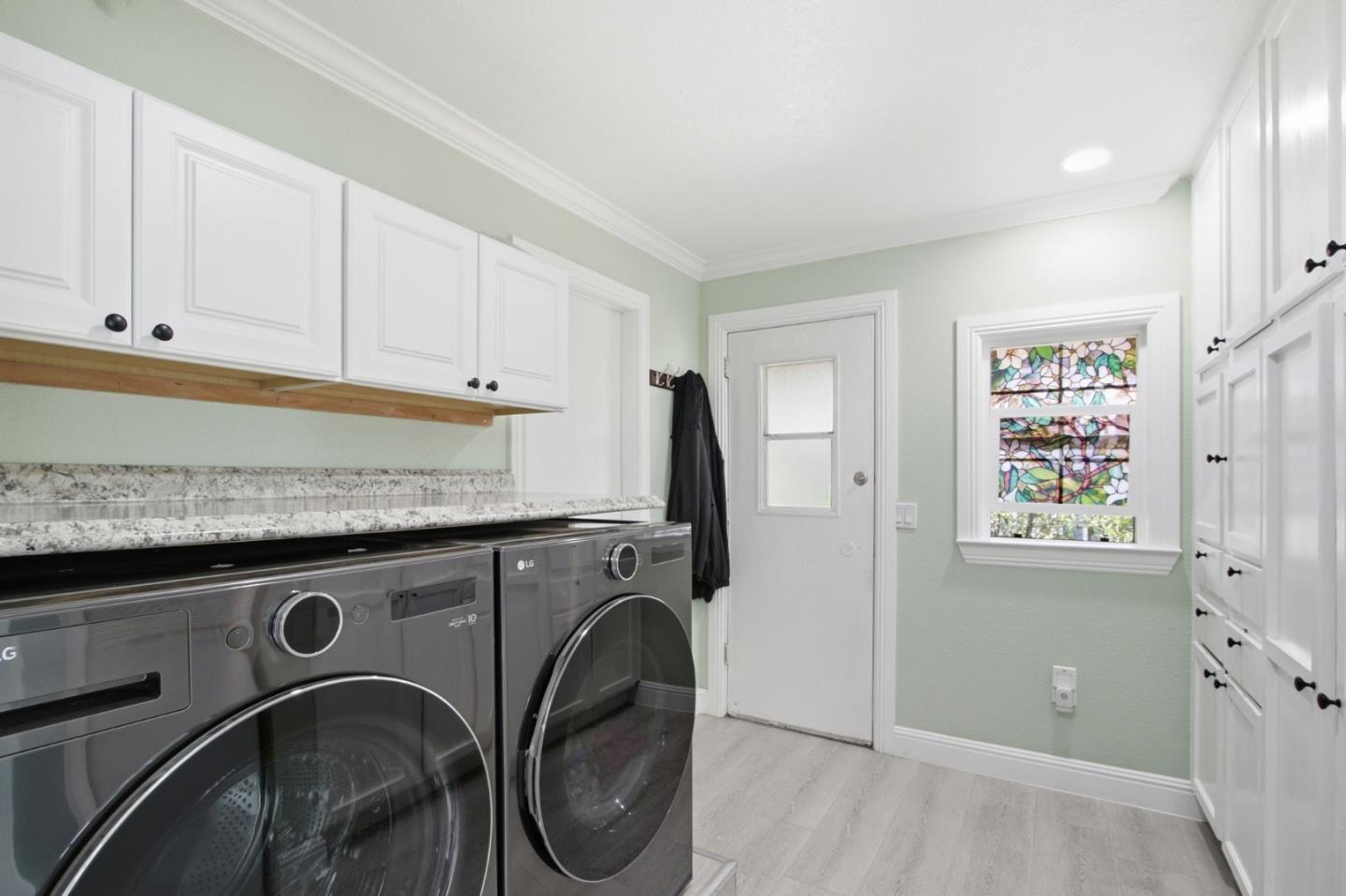 Detail Gallery Image 34 of 51 For 260 Chateau La Salle #260,  San Jose,  CA 95111 - 3 Beds | 2 Baths