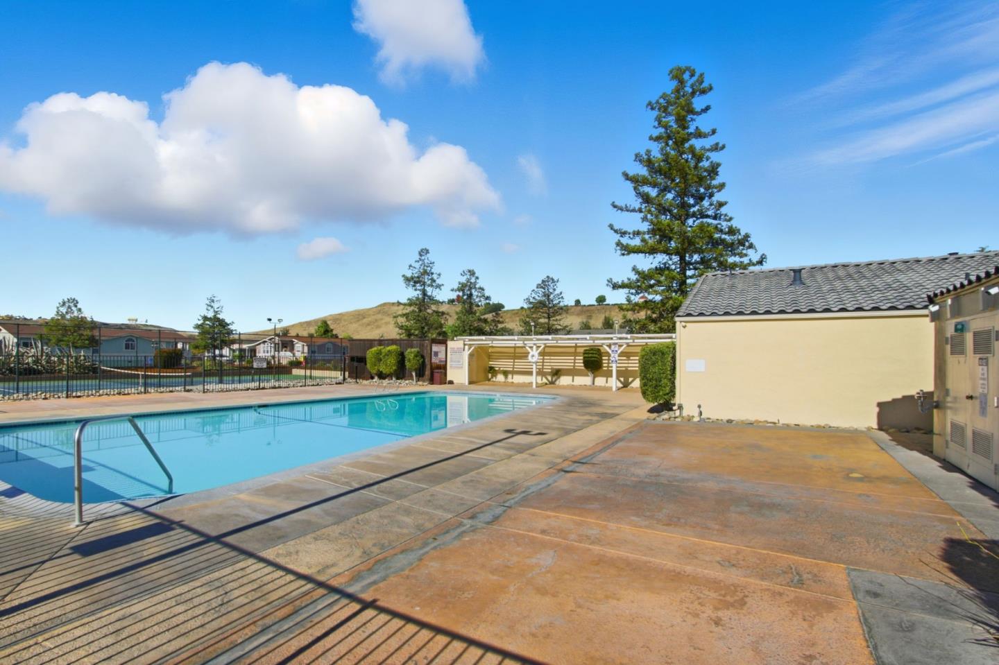 Detail Gallery Image 46 of 51 For 260 Chateau La Salle #260,  San Jose,  CA 95111 - 3 Beds | 2 Baths