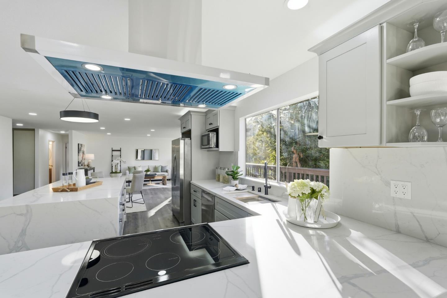 Detail Gallery Image 15 of 84 For 5603 Crow Canyon Rd, Castro Valley,  CA 94552 - 6 Beds | 2/1 Baths