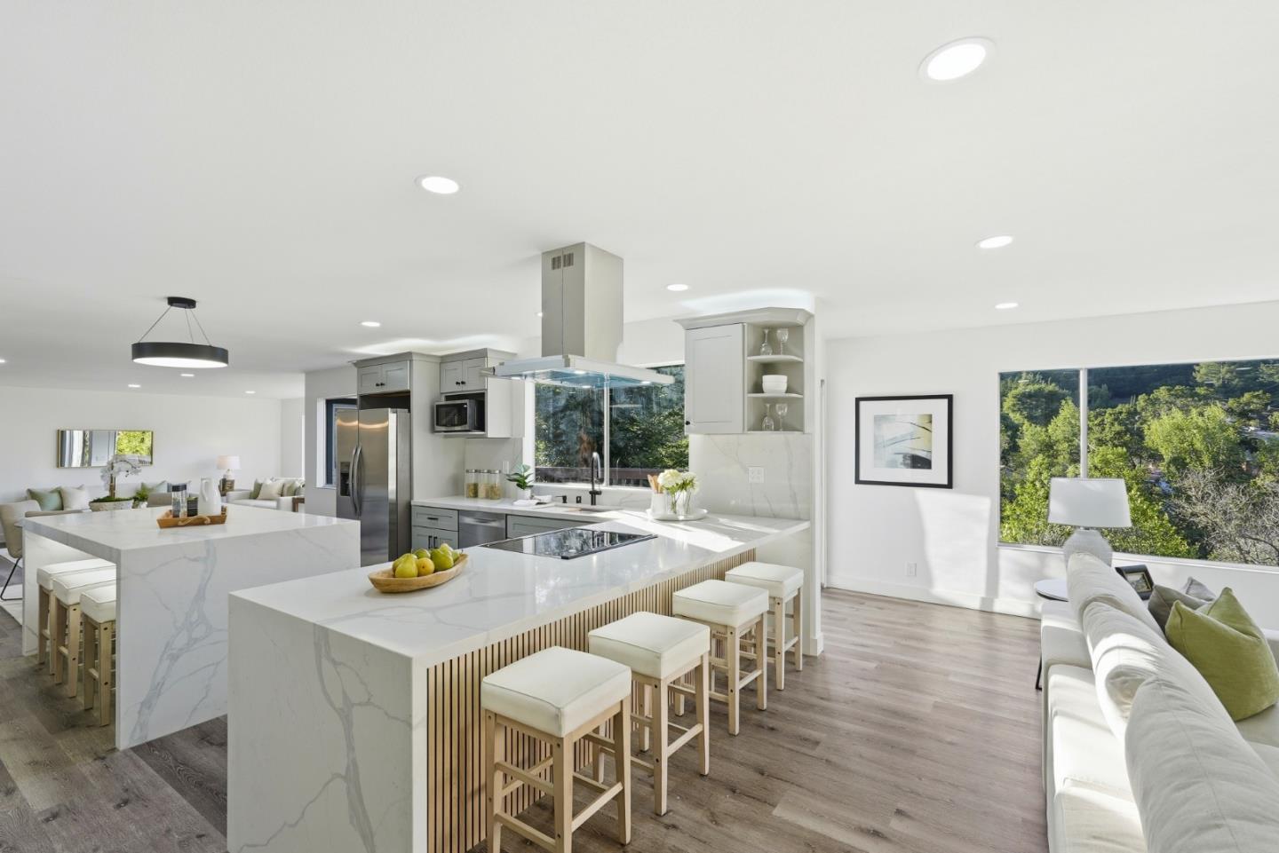 Detail Gallery Image 17 of 84 For 5603 Crow Canyon Rd, Castro Valley,  CA 94552 - 6 Beds | 2/1 Baths