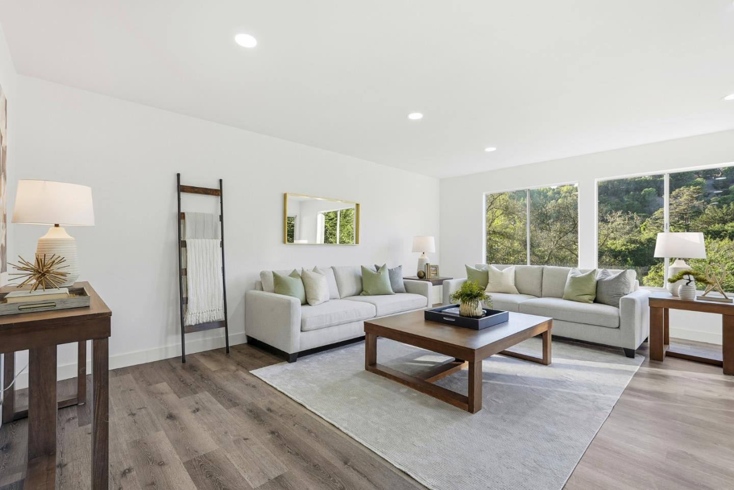 Detail Gallery Image 23 of 84 For 5603 Crow Canyon Rd, Castro Valley,  CA 94552 - 6 Beds | 2/1 Baths