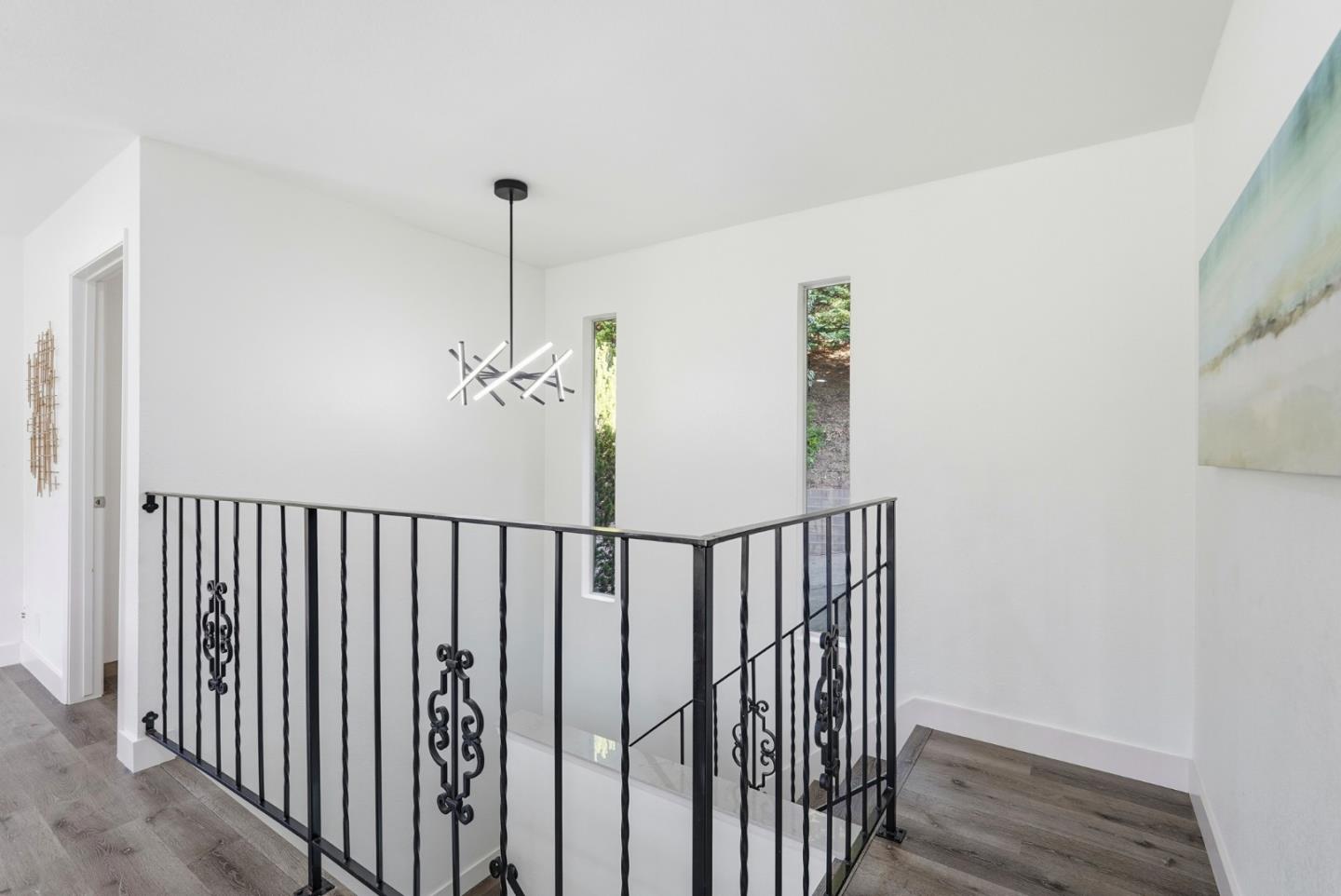 Detail Gallery Image 31 of 84 For 5603 Crow Canyon Rd, Castro Valley,  CA 94552 - 6 Beds | 2/1 Baths