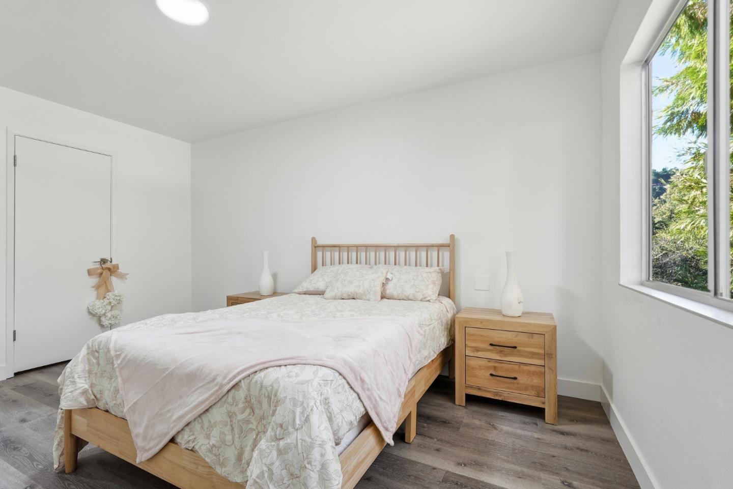 Detail Gallery Image 39 of 84 For 5603 Crow Canyon Rd, Castro Valley,  CA 94552 - 6 Beds | 2/1 Baths