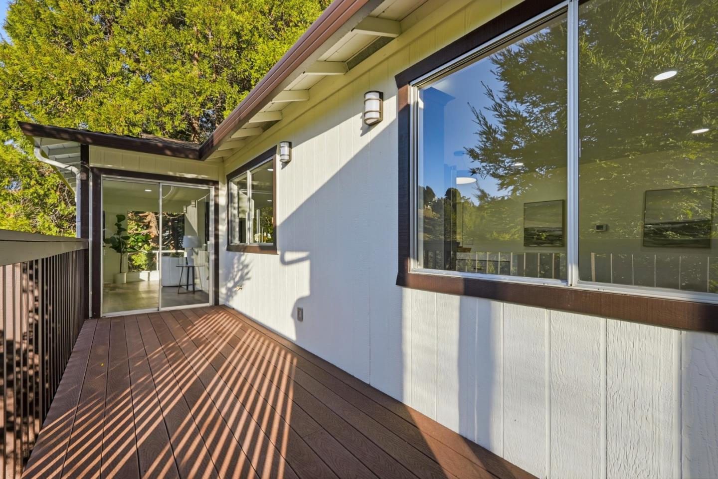 Detail Gallery Image 8 of 84 For 5603 Crow Canyon Rd, Castro Valley,  CA 94552 - 6 Beds | 2/1 Baths