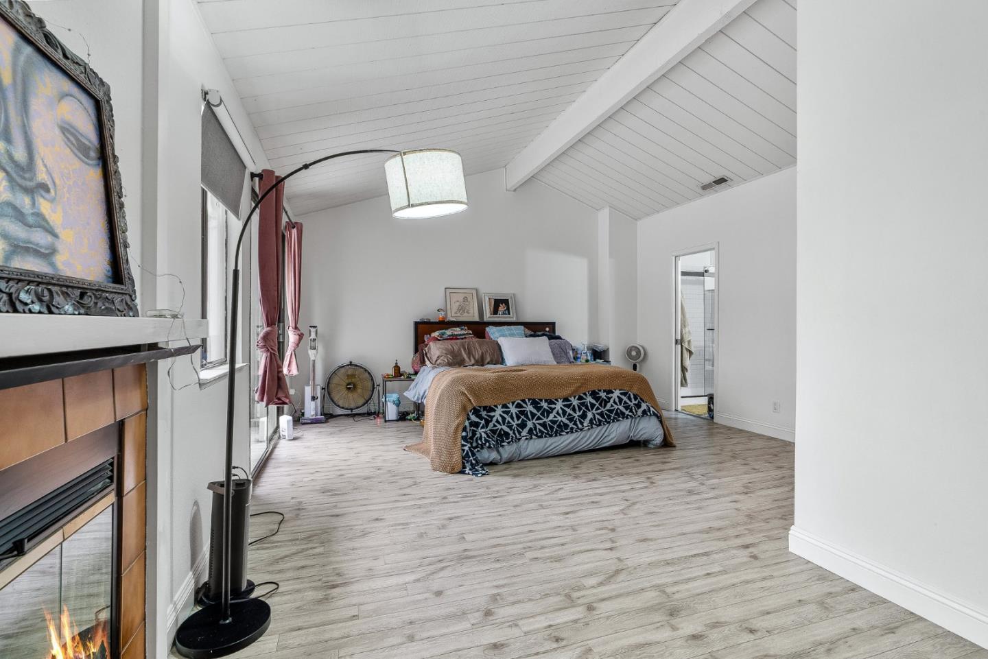 Detail Gallery Image 13 of 22 For 2906 Leotar Cir, Santa Cruz,  CA 95062 - 2 Beds | 2/1 Baths