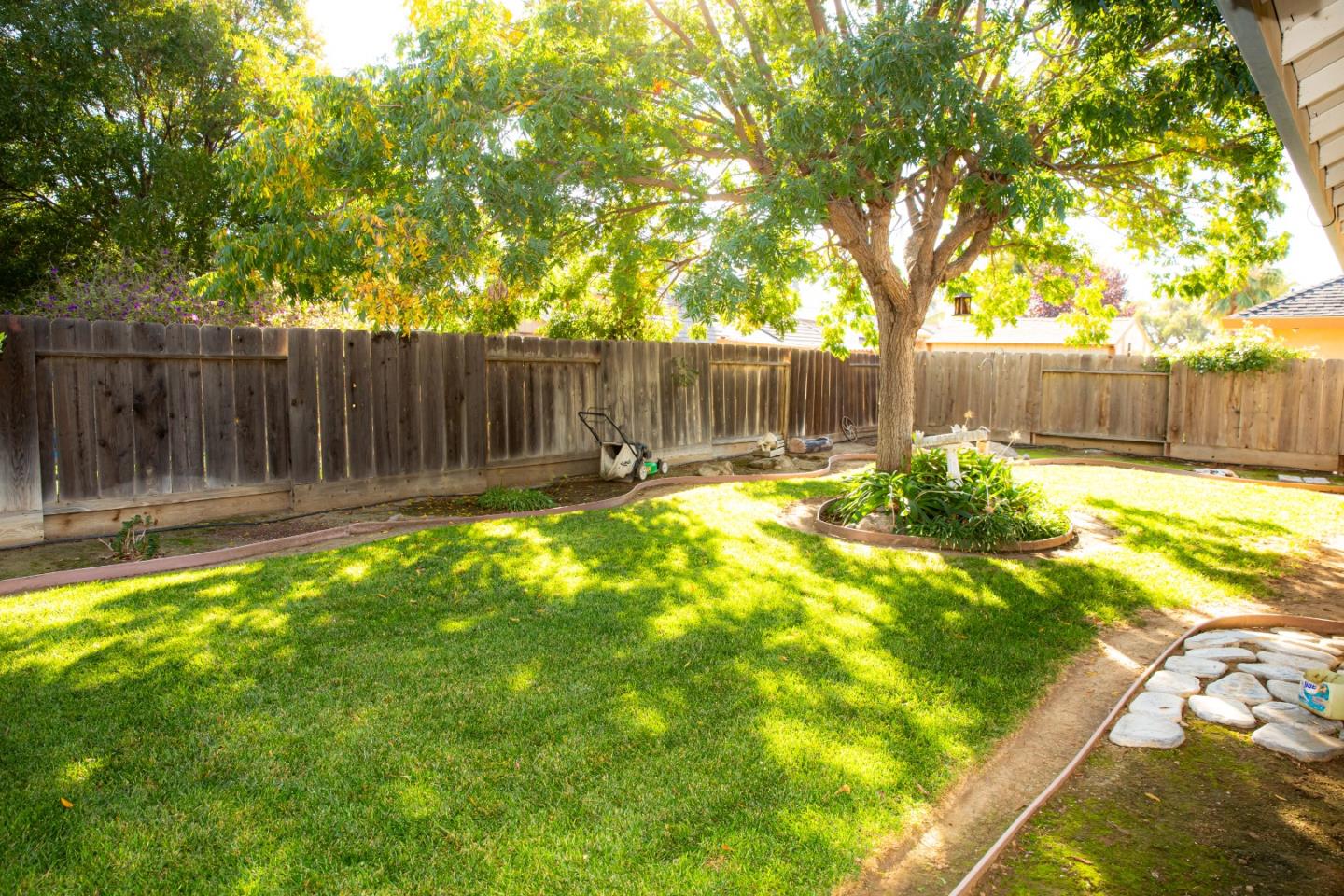 Detail Gallery Image 17 of 22 For 2024 Princeton Ct, Los Banos,  CA 93635 - 3 Beds | 2 Baths