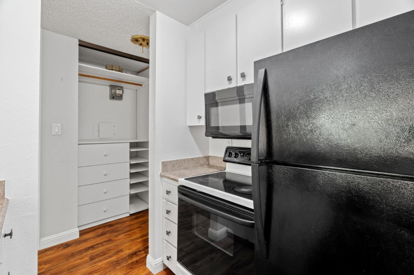 Detail Gallery Image 13 of 24 For 2150 Shelter Creek Ln, San Bruno,  CA 94066 - 0 Beds | 1 Baths