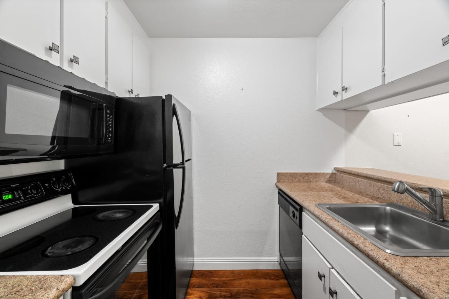 Detail Gallery Image 15 of 24 For 2150 Shelter Creek Ln, San Bruno,  CA 94066 - 0 Beds | 1 Baths