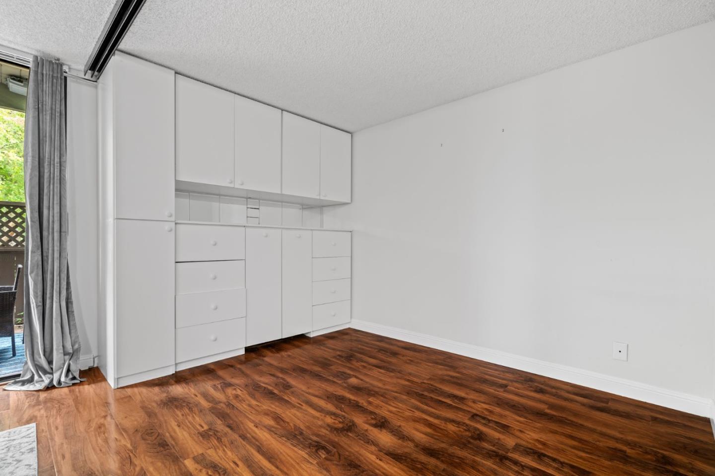 Detail Gallery Image 5 of 24 For 2150 Shelter Creek Ln, San Bruno,  CA 94066 - 0 Beds | 1 Baths