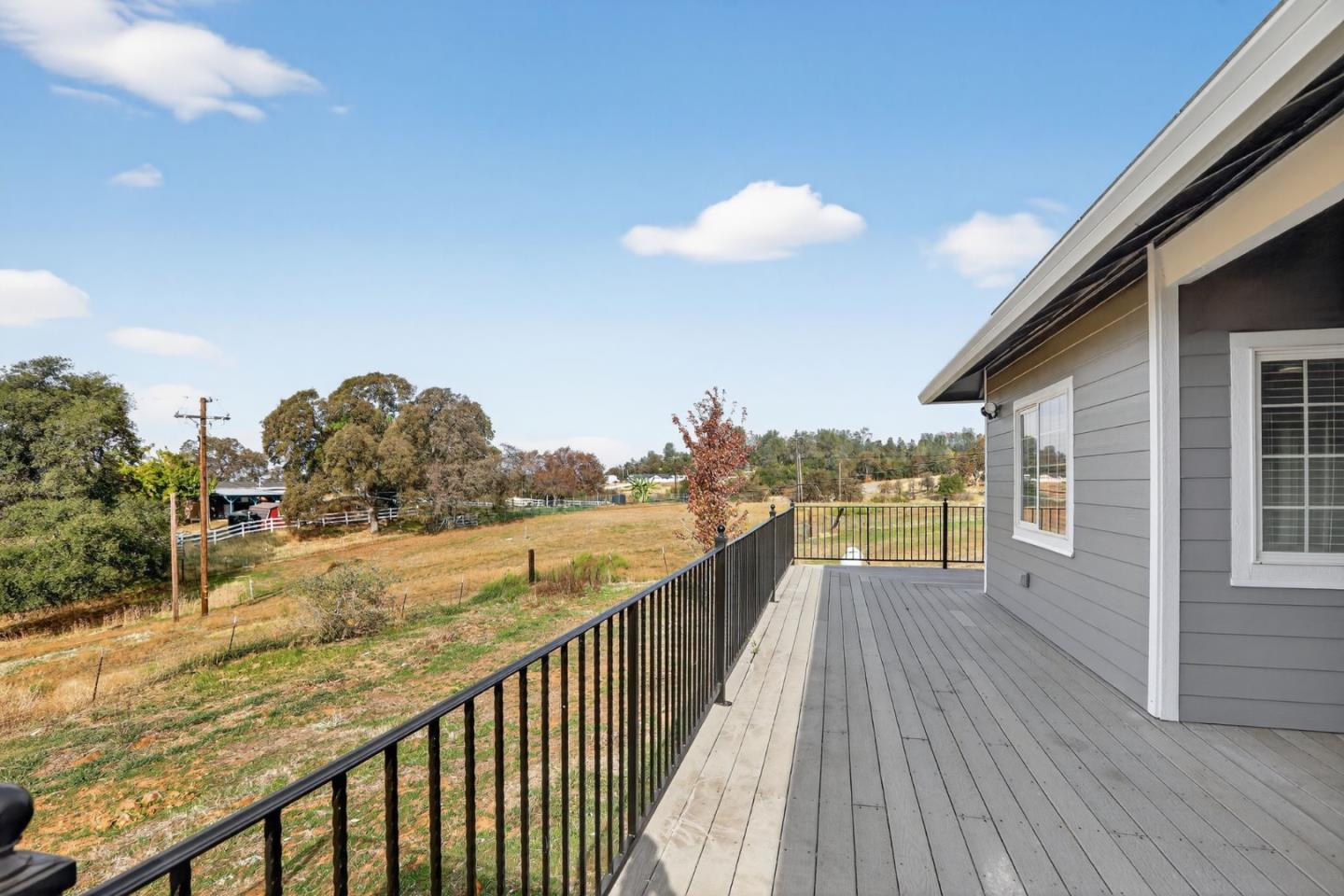 Detail Gallery Image 12 of 46 For 35 Blazeford Gulch, Oroville,  CA 95966 - 4 Beds | 2 Baths