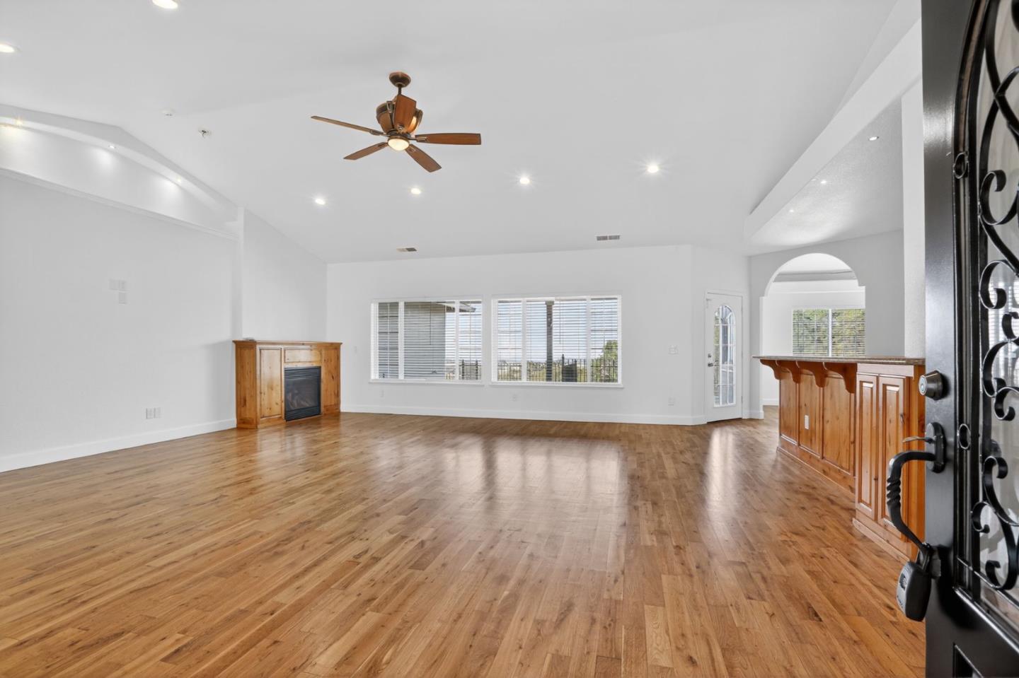 Detail Gallery Image 14 of 46 For 35 Blazeford Gulch, Oroville,  CA 95966 - 4 Beds | 2 Baths