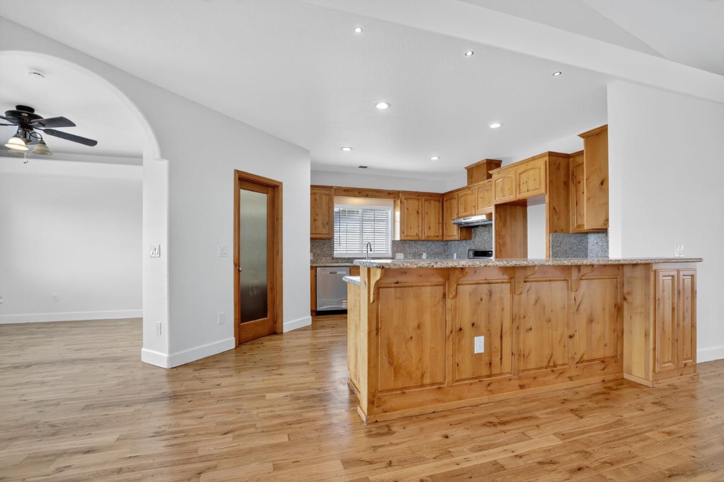 Detail Gallery Image 15 of 46 For 35 Blazeford Gulch, Oroville,  CA 95966 - 4 Beds | 2 Baths