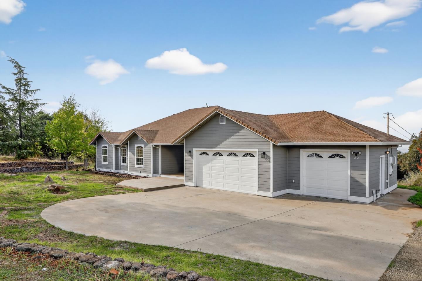 Detail Gallery Image 7 of 46 For 35 Blazeford Gulch, Oroville,  CA 95966 - 4 Beds | 2 Baths