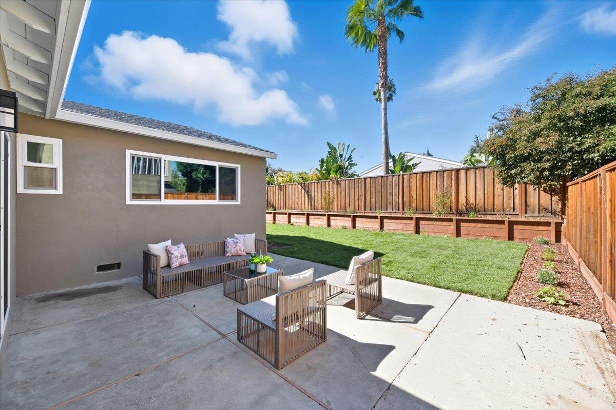 Detail Gallery Image 25 of 32 For 6015 Fernglen Dr, San Jose,  CA 95123 - 4 Beds | 2 Baths