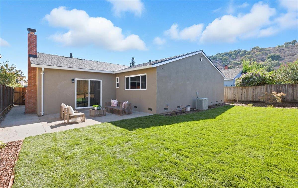 Detail Gallery Image 27 of 32 For 6015 Fernglen Dr, San Jose,  CA 95123 - 4 Beds | 2 Baths